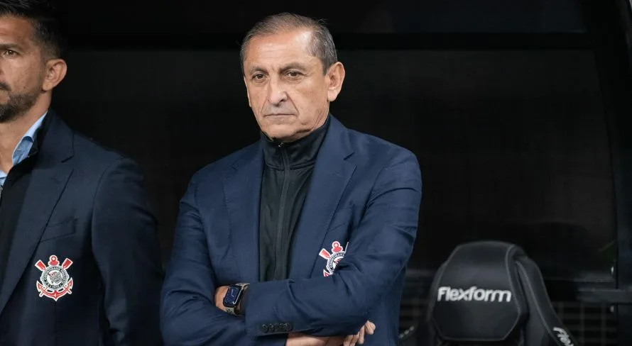 Ramón Díaz tem plano para o Corinthians ‘suportar’ maratona em três competições