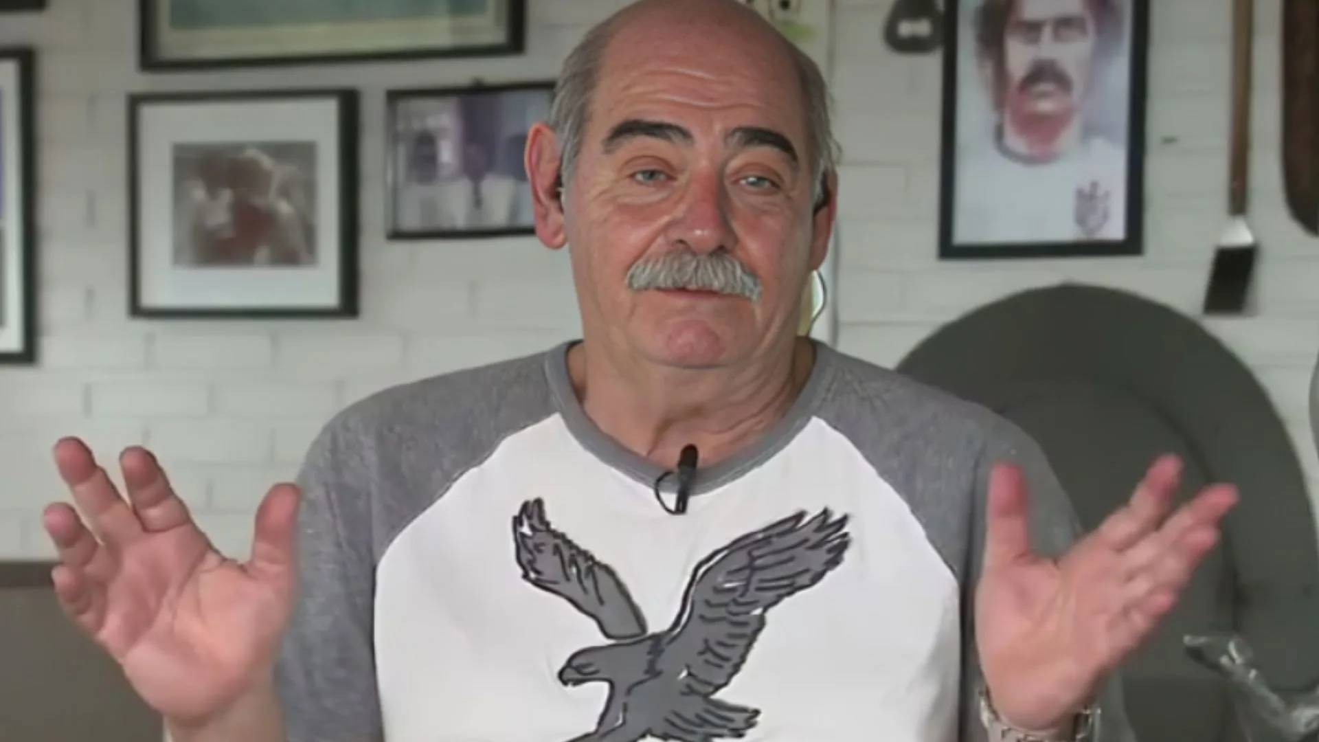 Rivellino exalta camisa 10 do Brasileirão decisivo em campo: “Me agrada”