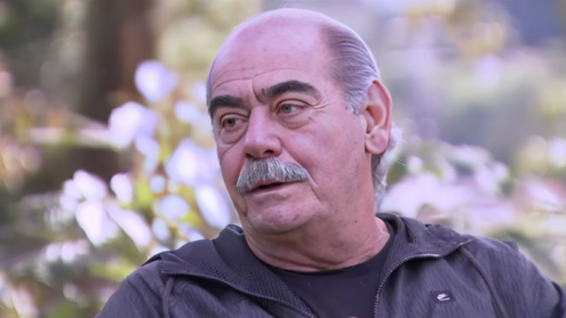 Rivellino aponta atacante “chato” no Brasileirão: “Impressionante”