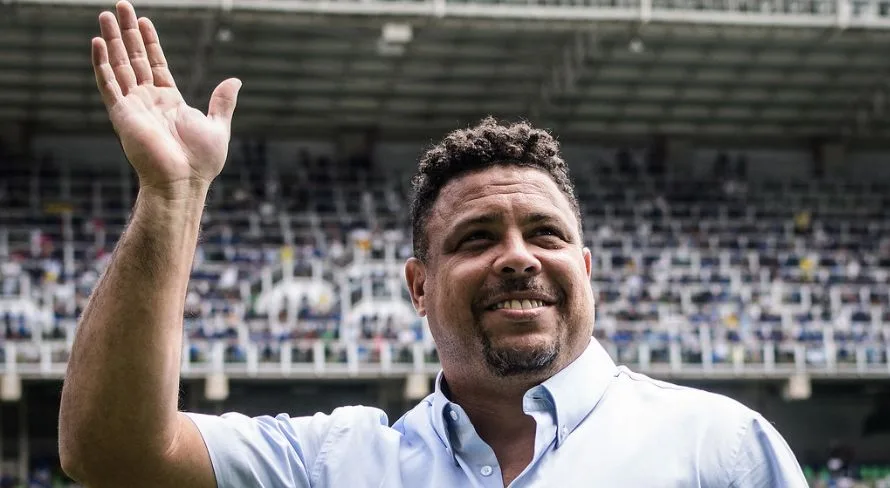 Ronaldo “ignora” Corinthians e projeta final da Sul-Americana