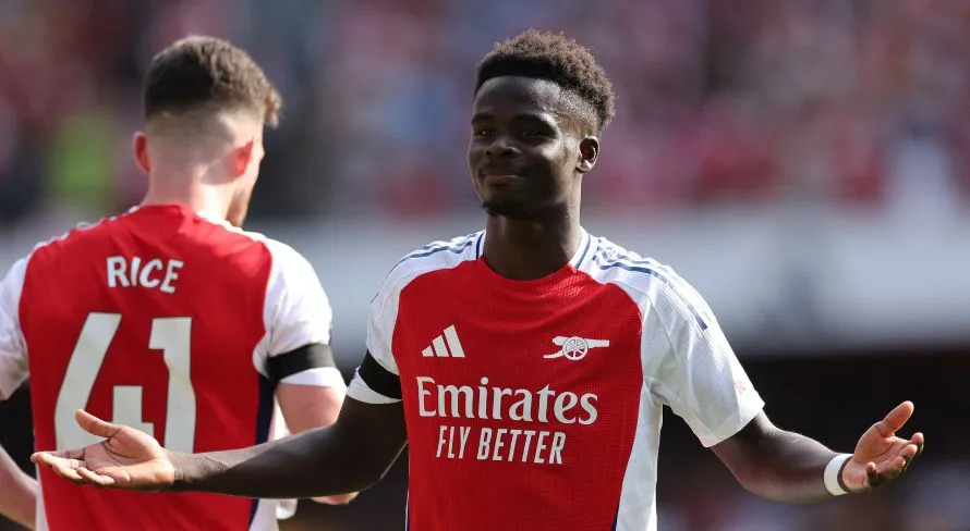 Arsenal estreia com vitória sobre o Wolverhampton na Premier League com grande atuação de Saka