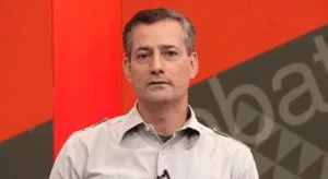 Ex-árbitro defende mudança no VAR para o Brasileirão: “Abolir”