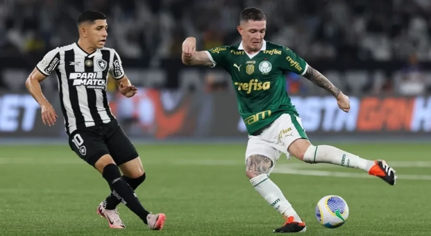 Richarlyson aponta favorito para jogo entre Botafogo x Palmeiras pela Libertadores