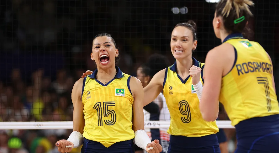 Seleção brasileira vai para semifinais do vôlei feminino nas Olimpíadas após vencer República Dominicana