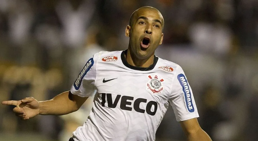 Emerson Sheik aprova reforço do Corinthians: “Meio maluco”