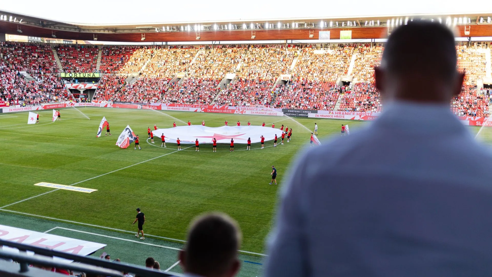 Slavia Praga x Lille: onde assistir ao play-off da Champions League