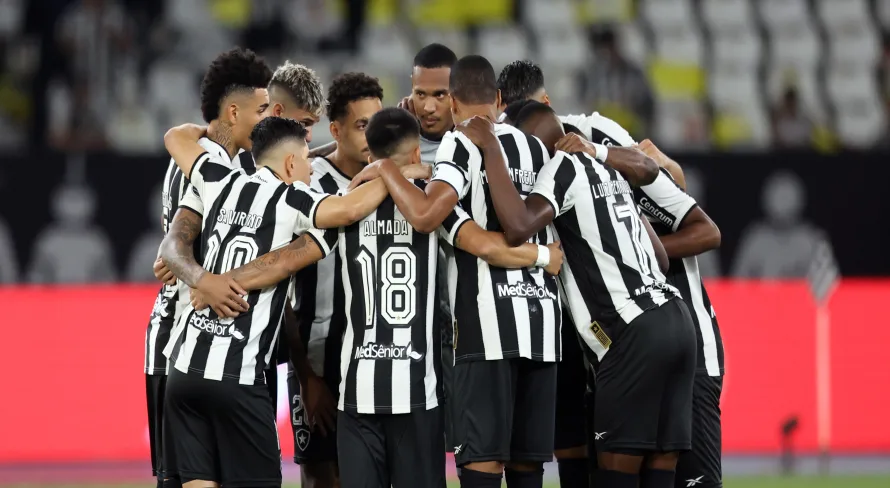 Juca Kfouri exalta “volta” do Botafogo ao protagonismo no futebol brasileiro: “Textor tem tudo a ver”