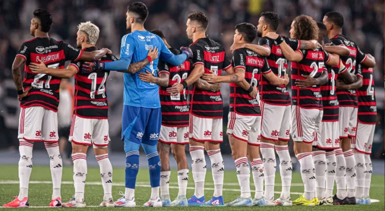 Roger Flores banca placar de Bolívar x Flamengo: “Vai sofrer”