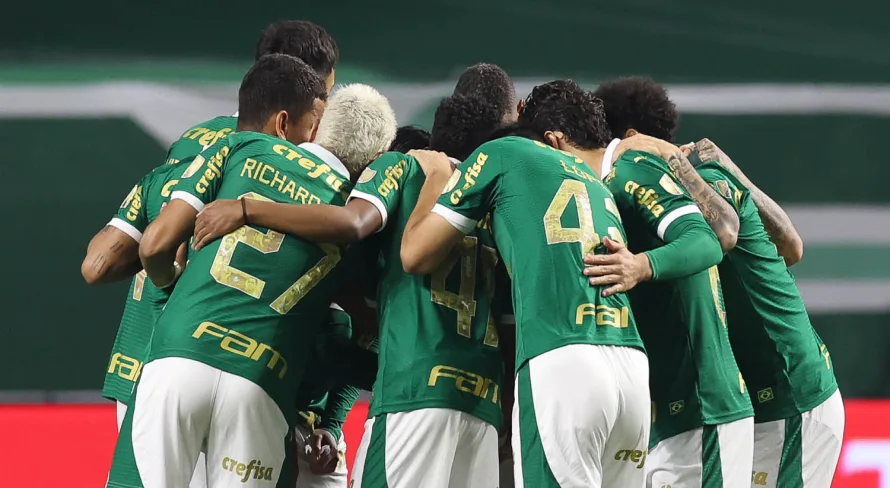 Pilhado vê princípio de crise no Palmeiras e lembra invasão no clube