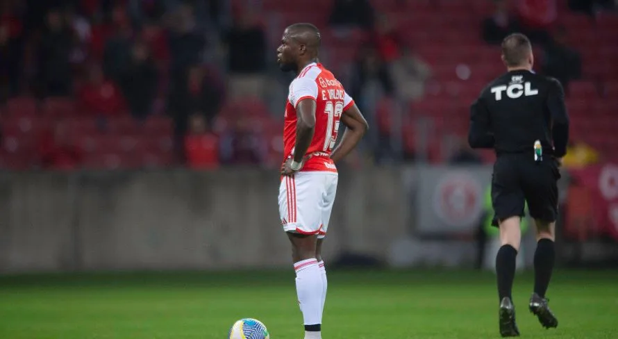 Torcedores do Internacional não ‘perdoam’ Valencia depois do equatoriano perder mais um pênalti