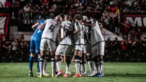 Vasco hoje: veja provável escalação contra o Athletico no Brasileirão
