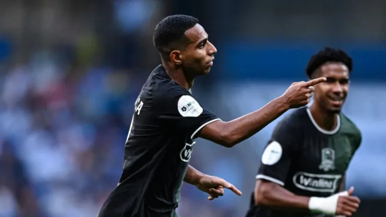 Ex-Botafogo, Victor Sá comemora seu primeiro gol pelo Krasnodar na temporada