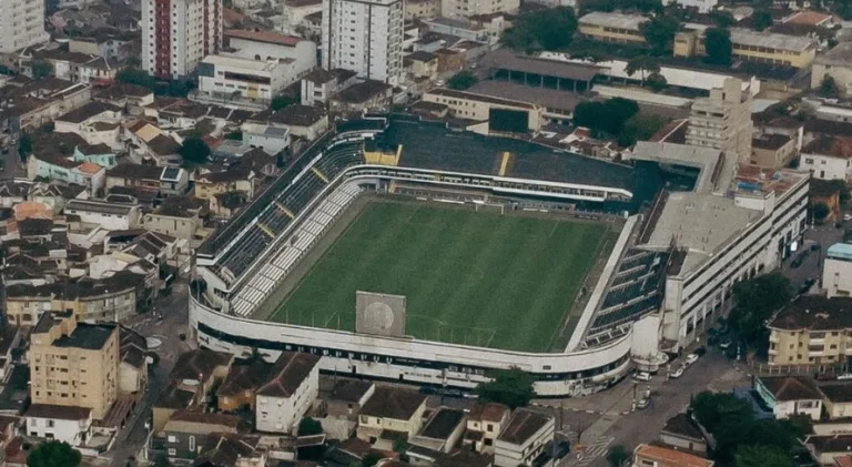 Santos acerta naming rights da Vila Belmiro, diz presidente