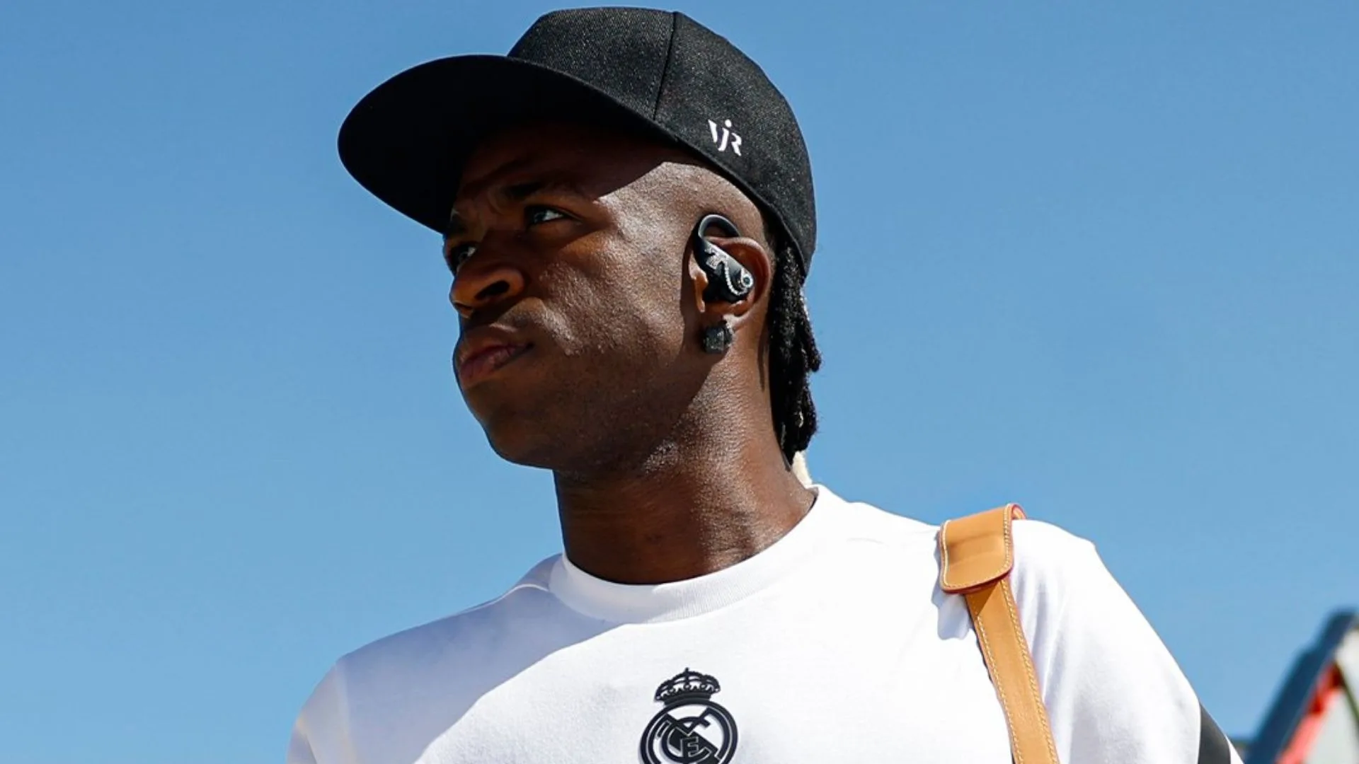 Buffon destaca Vinícius Júnior e mais dois atletas como os melhores do mundo