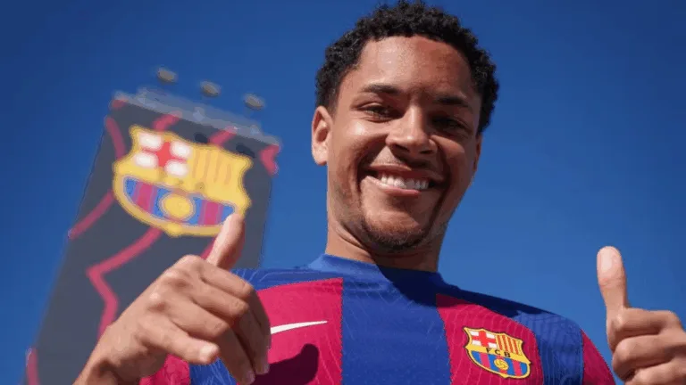 Palmeiras esteve próximo de contratar Vitor Roque após decisão de saída do Barcelona