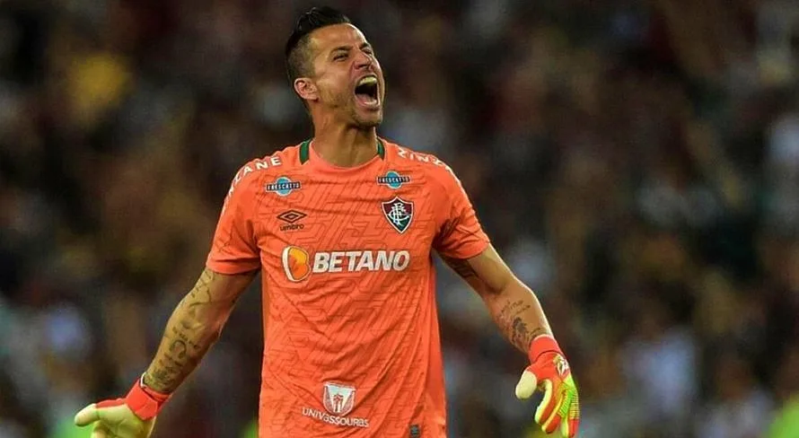 Fábio detona arbitragem após gol polêmico de Vegetti em Vasco x Fluminense: “Foi nítido”