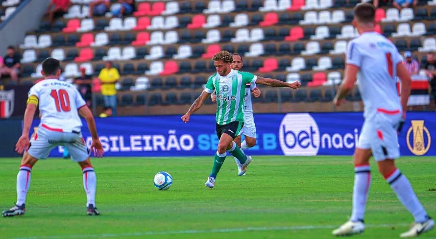 Mesmo perto do Z4, treinador afirma que sua equipe estará na Série A em 2025