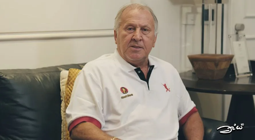 Zico aponta craque extraordinário do futebol brasileiro: “Visão maravilhosa”