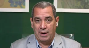 Zinho vê jogo da Copa do Brasil totalmente aberto: “Pode vencer”