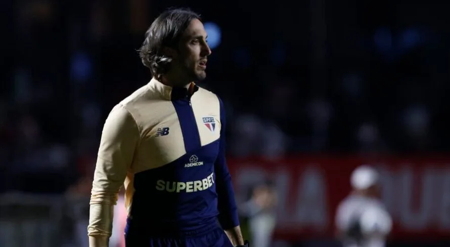 Zubeldia, do SPFC, elogia desempenho do time após vitória sobre Flamengo