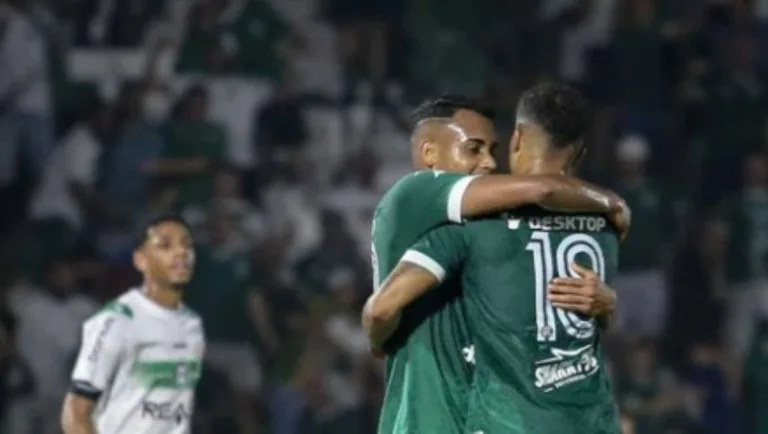 Guarani supera o Coritiba e segue invicto no segundo turno do Brasileirão Série B