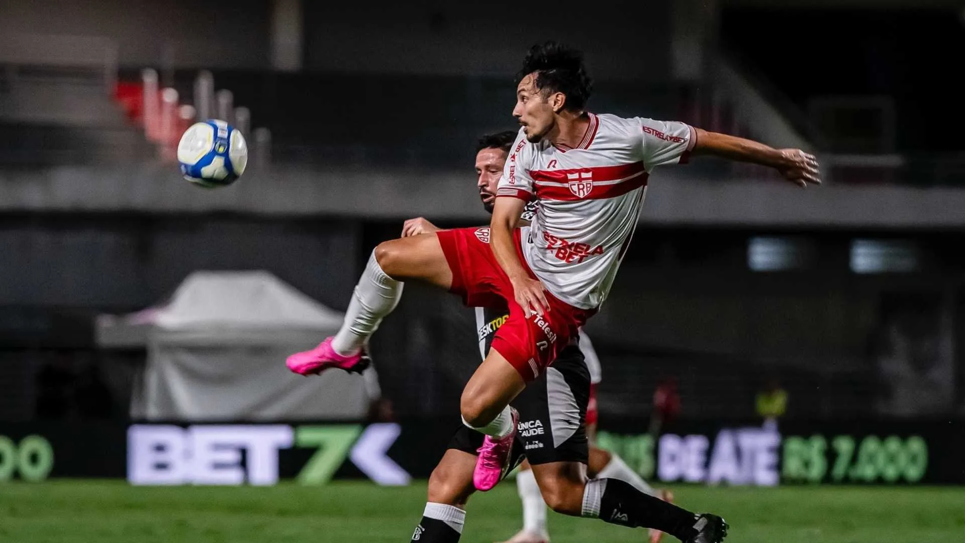 CRB perde para a Ponte Preta e permanece no Z4 do Brasileirão Série B