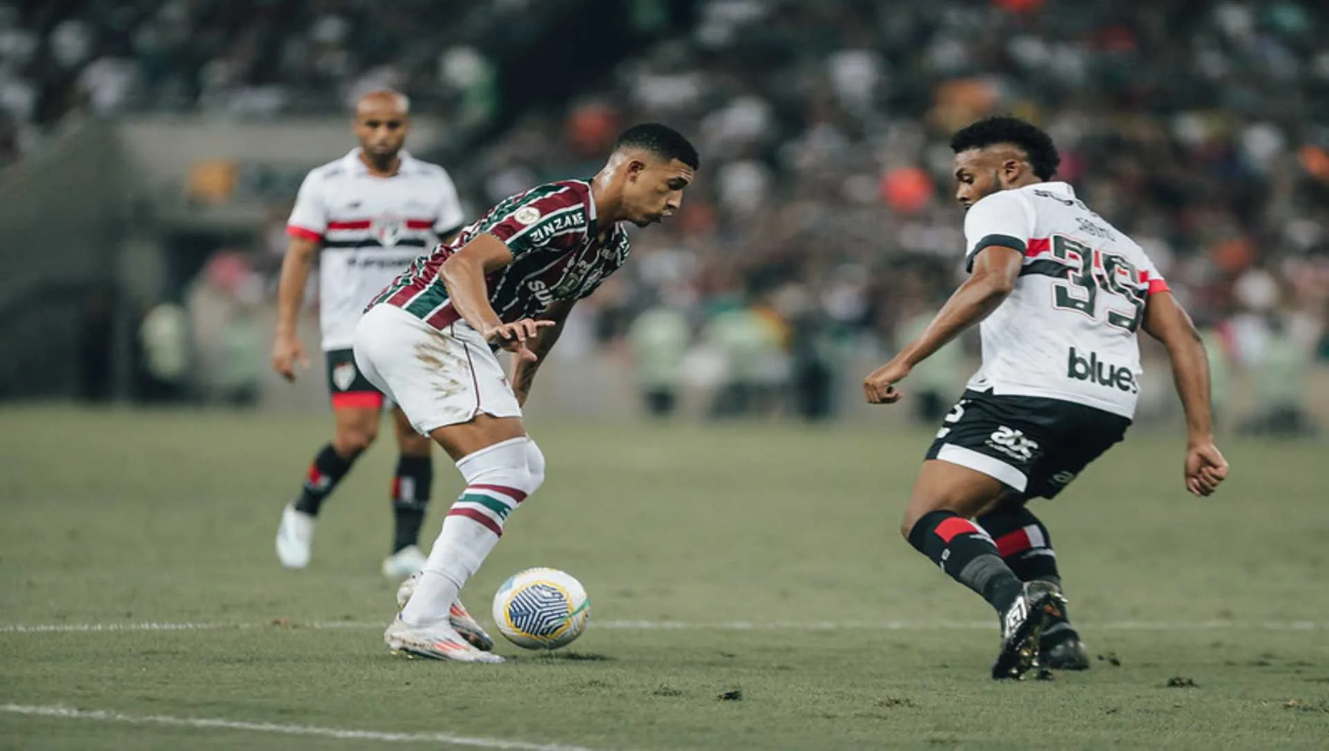 Preciso, Fluminense marca dois em vitória contra o SPFC pelo Brasileirão