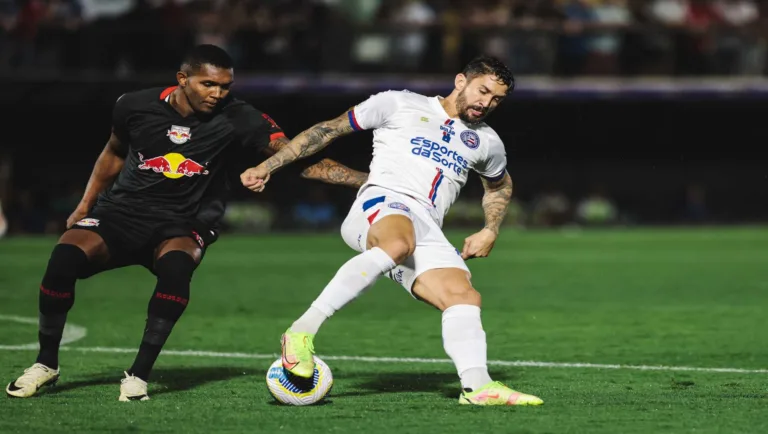 Com gol no fim, Red Bull Bragantino vence o Bahia no Brasileirão