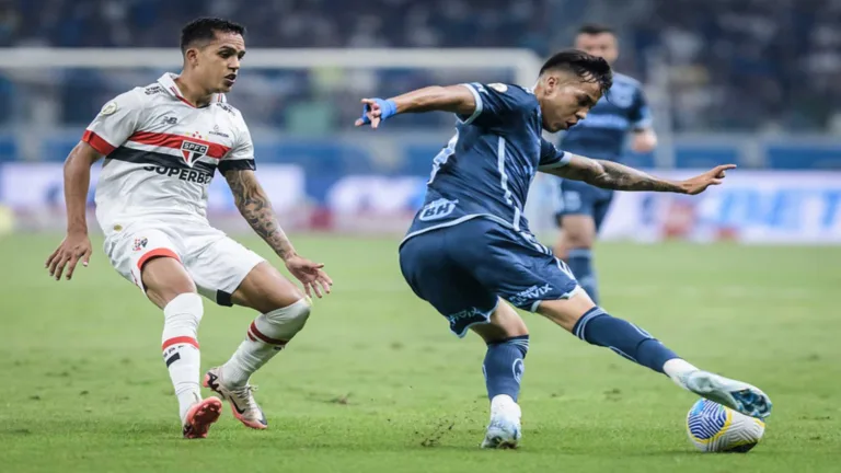 SPFC vence o Cruzeiro e se aproxima do G4 do Brasileirão