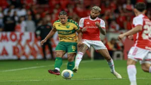 Internacional bate Cuiabá e se aproxima do G6 do Brasileirão