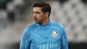 Abel Ferreira defende invencibilidade em Vasco x Palmeiras hoje no Brasileirão