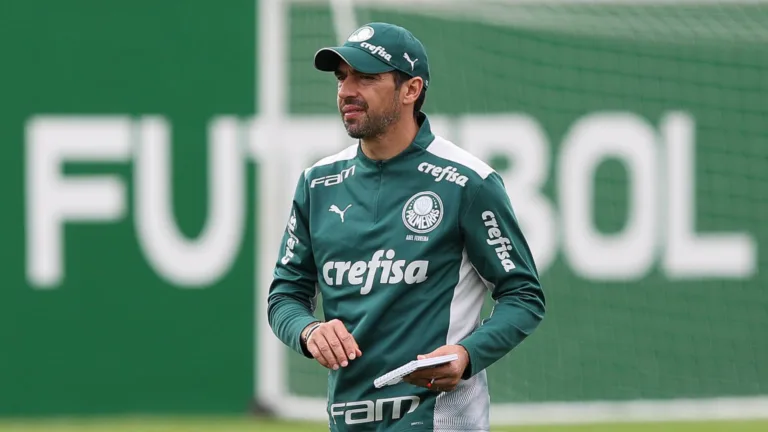 Abel Ferreira precisa de mais um Brasileirão para bater recorde de jogos