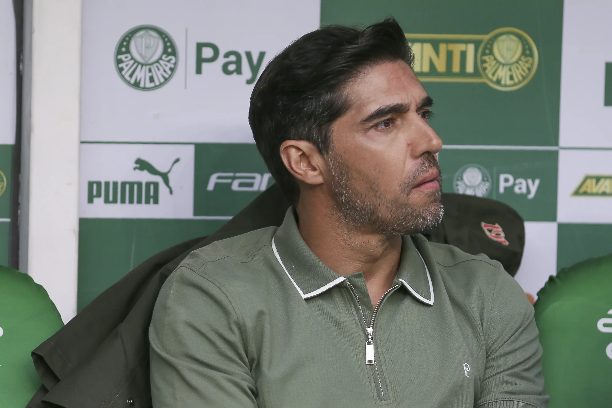 Abel Ferreira no Palmeiras até 2030? Futuro do treinador é tema recorrente no clube