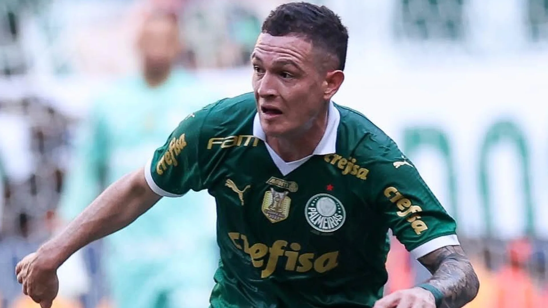 Aníbal Moreno, do Palmeiras, abre o jogo sobre clima no clube: “Isso me dá força”