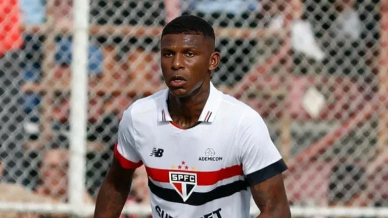 Arboleda, do São Paulo, admite rival que é difícil de encarar no Brasil hoje