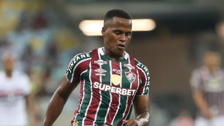 Fluminense recusa propostas milionárias da Europa por Jhon Arias 