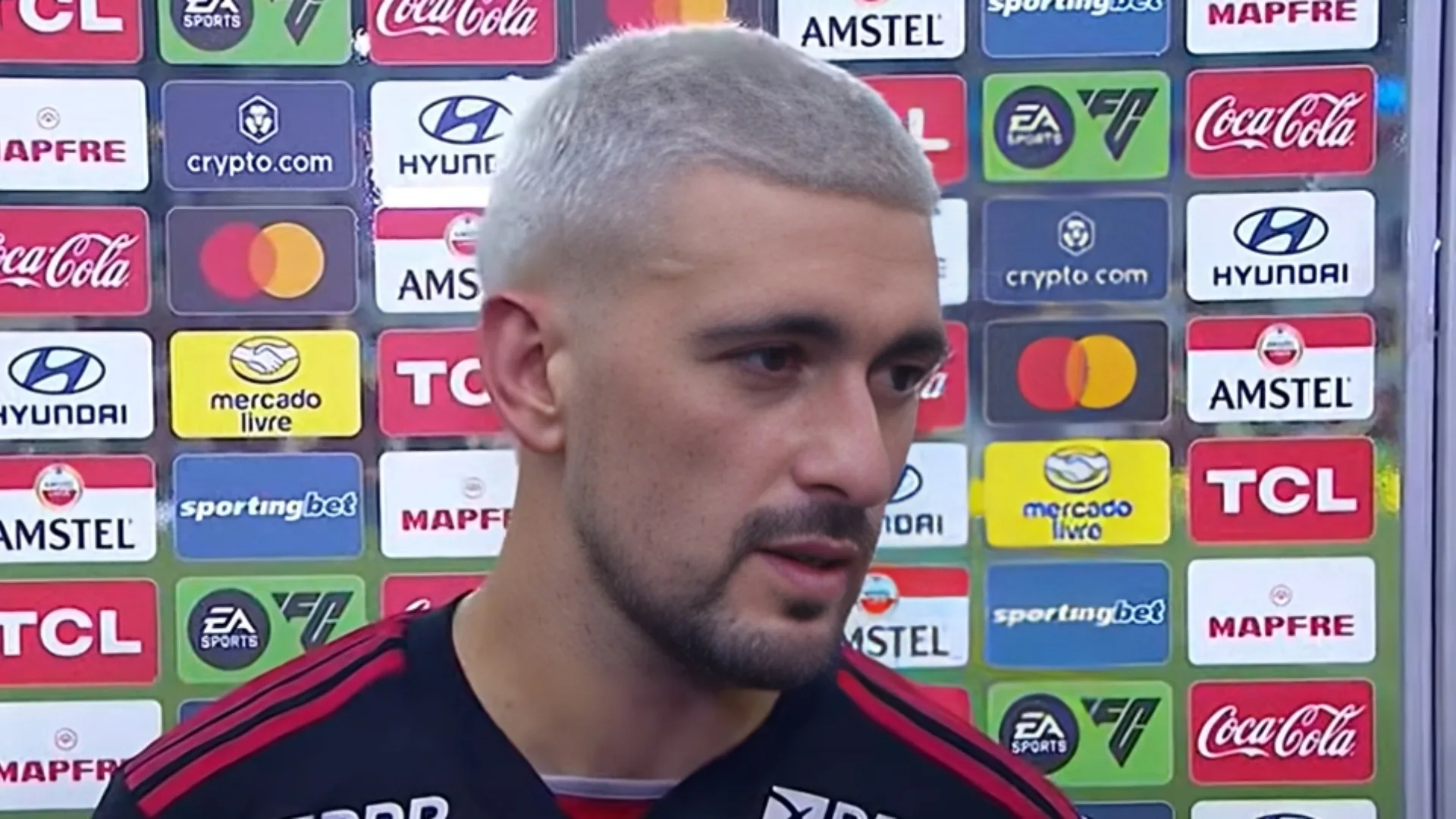 Arrascaeta manda recado à torcida do Flamengo após derrota: “Estou convencido”