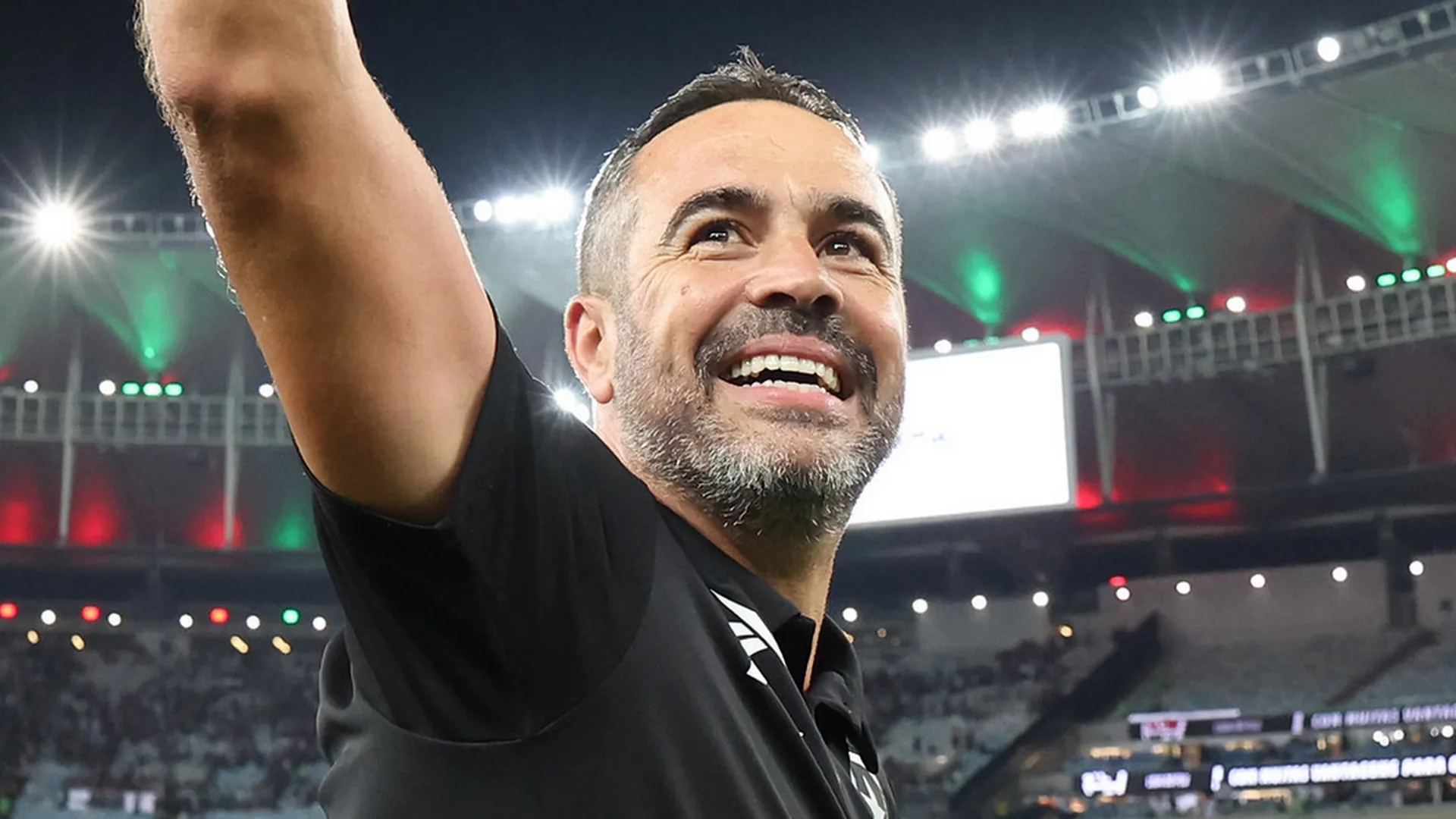 Joel Santana manda recado para Artur Jorge, do Botafogo: “Para de mexer na equipe”