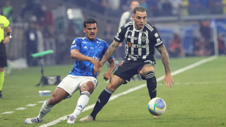 Atlético-MG pode ter desfalque importante para Milito na escalação de jogo contra Fluminense na Libertadores