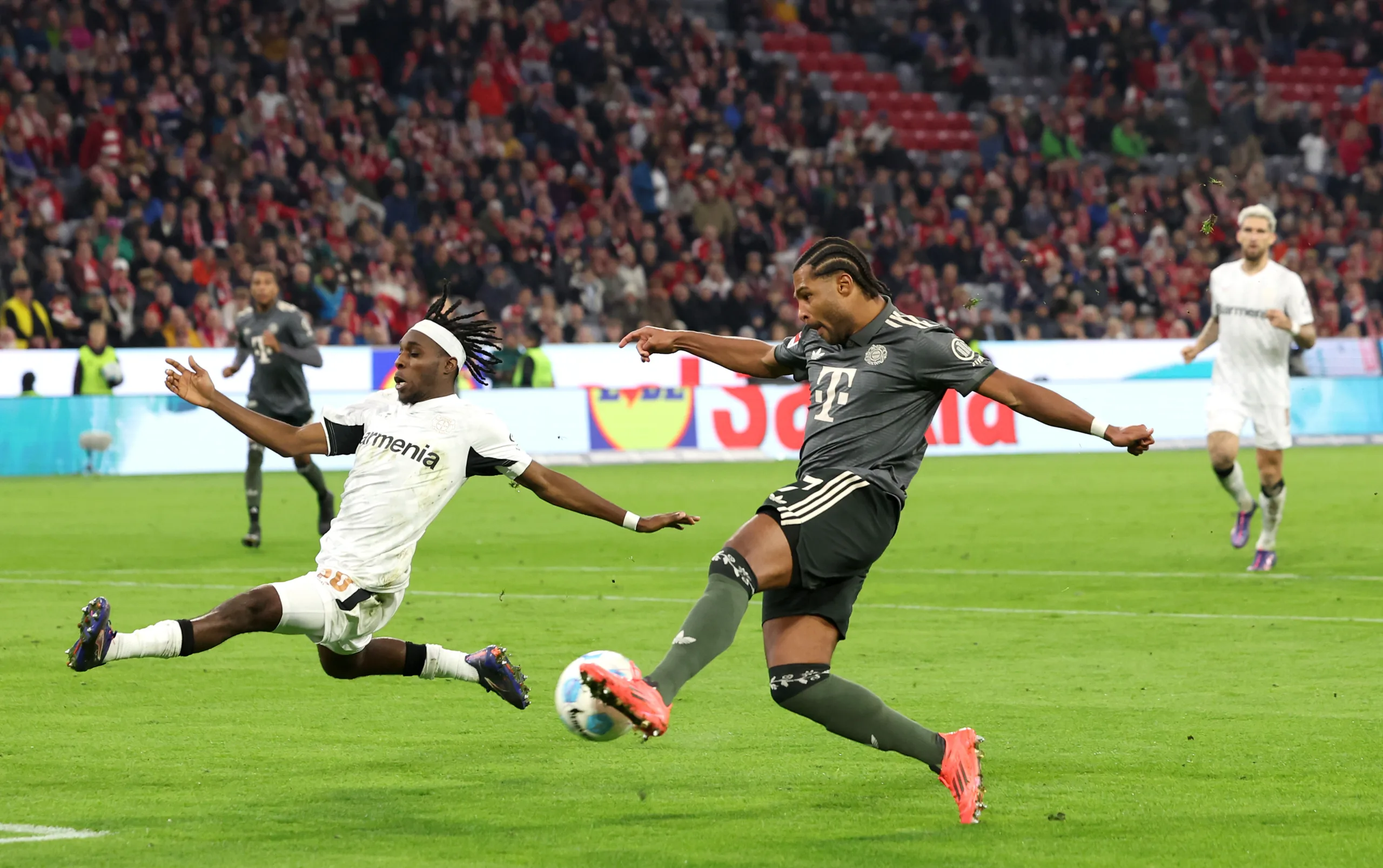 Bayern de Munique x Bayer Leverkusen empatam em clássico da Bundesliga