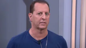 Benja ignora Galvão Bueno e elege maior narrador de futebol da história