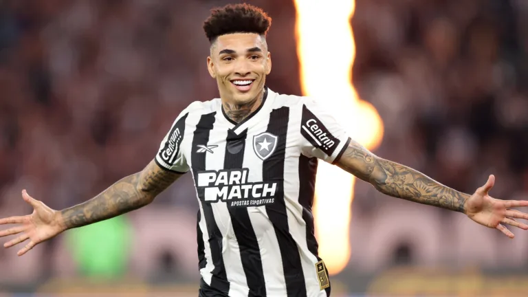 Torcedores do Botafogo colocam Igor Jesus acima de Gonçalo Ramos, do PSG: “Será o melhor do mundo”