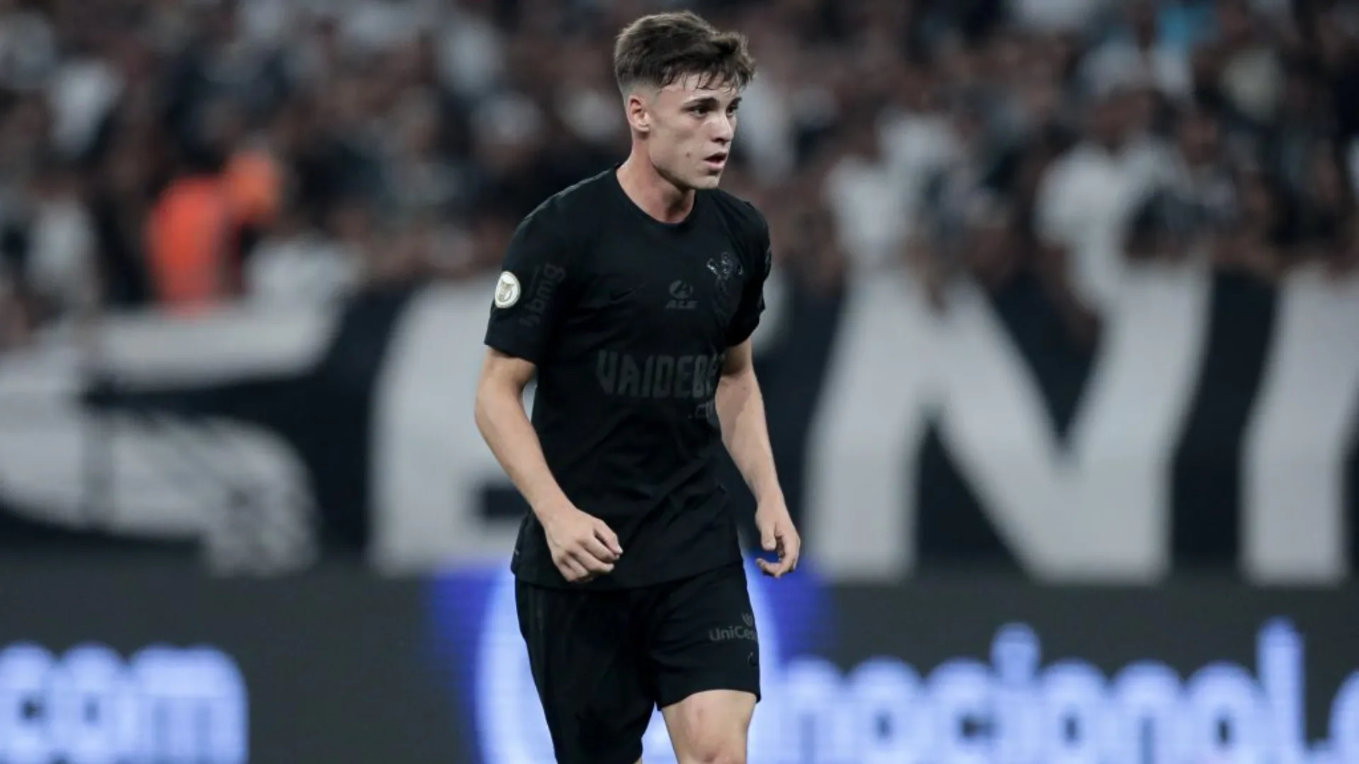 Vessoni destaca crescimento de jogador sob o comando de Ramón Díaz no Corinthians