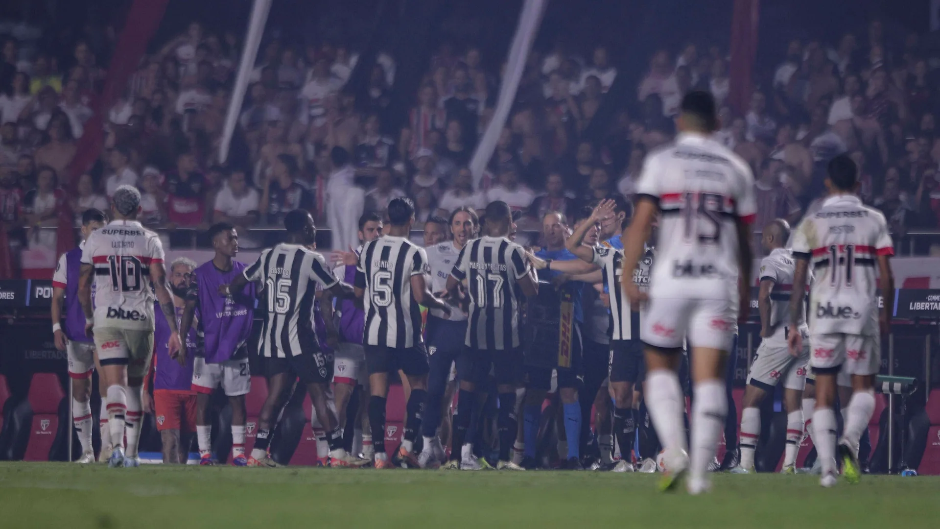 Casagrande aponta jogador do SPFC que “deu mancada” na Libertadores