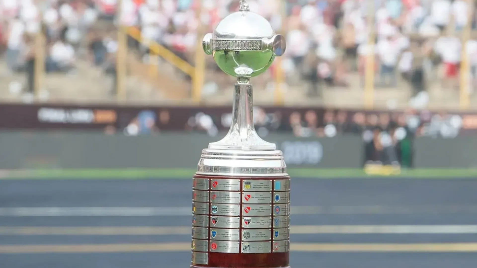 Ceni antecipa possível semifinalista da Libertadores: “Grandes chances”