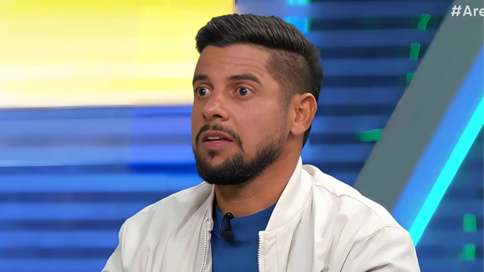 Cicinho crava time que não ganha nada no futebol brasileiro neste ano