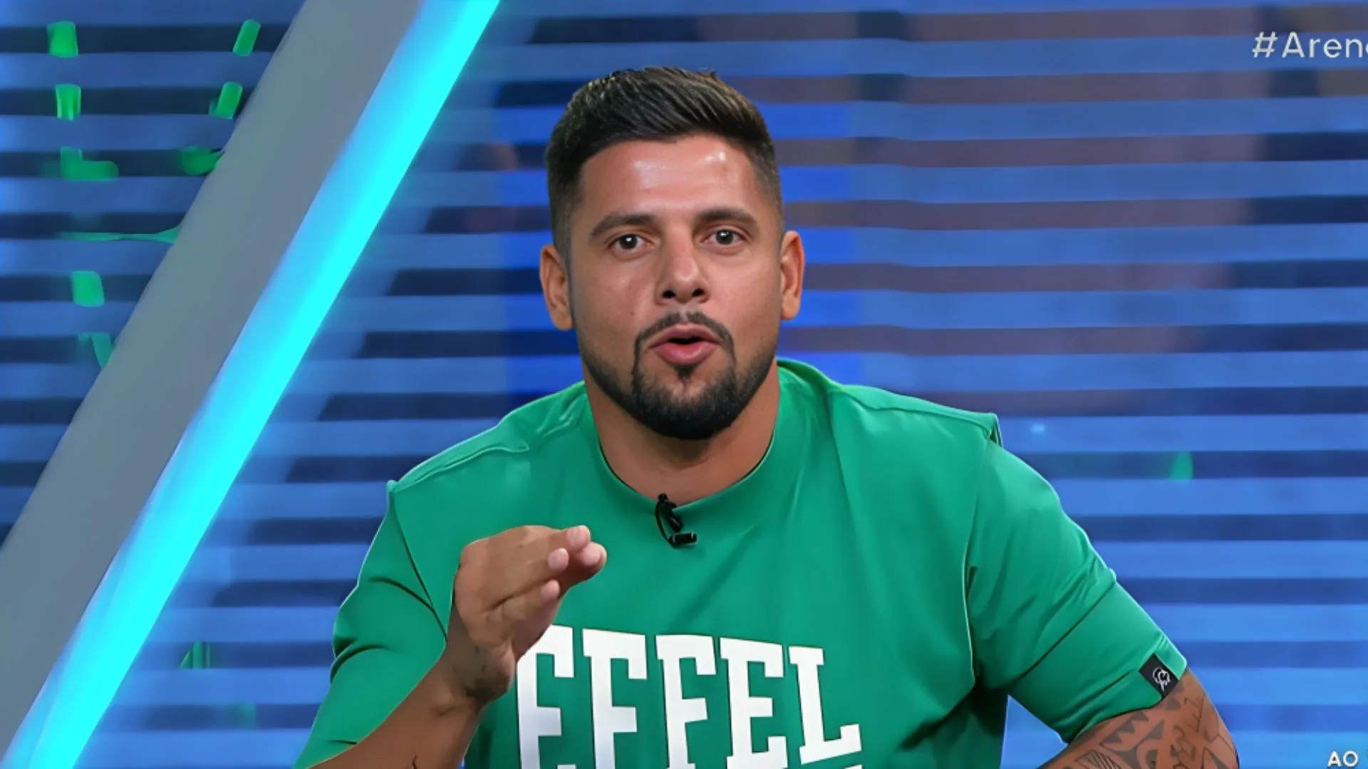 Cicinho ousa e crava time eliminado na Libertadores e Brasileirão