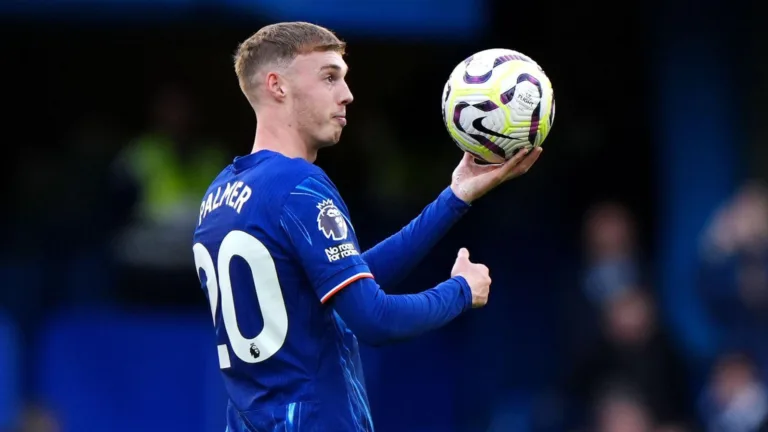 Jogador do Chelsea marca quatro gols e quebra recorde na Premier League
