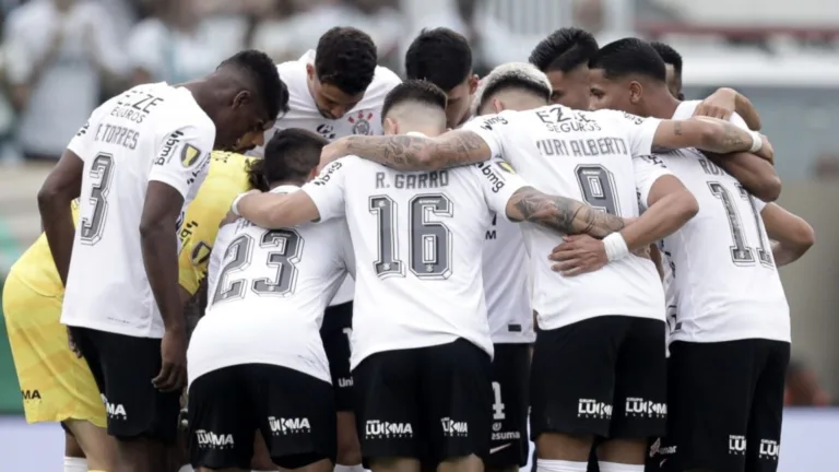 Casagrande explica como Corinthians pode falir: “Corre o risco”