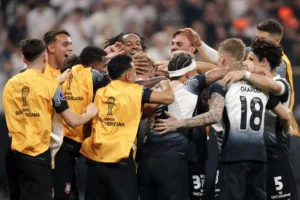 Corinthians vence o Fortaleza e avança na Copa Sul-Americana